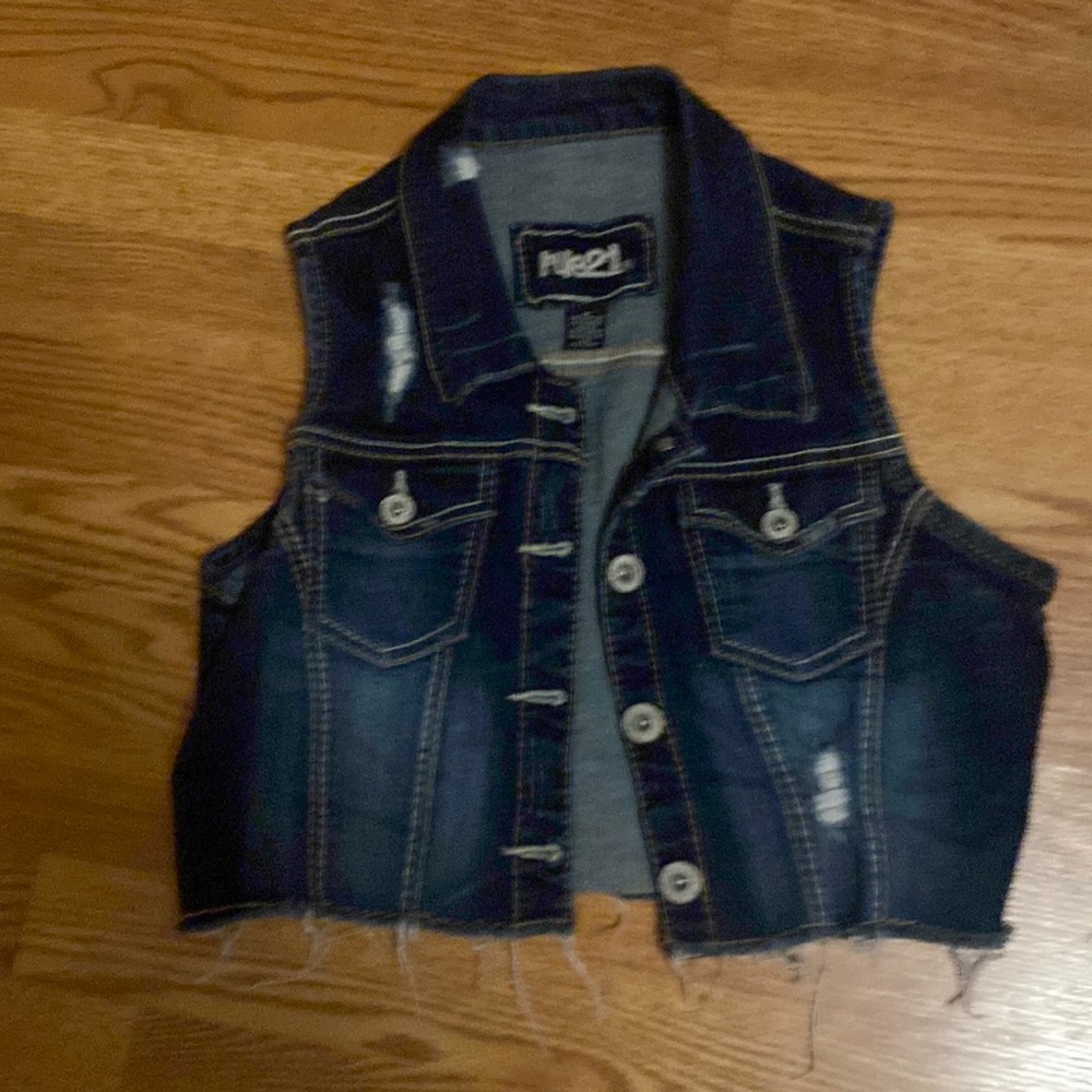 Crop Vest